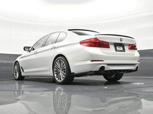 Used 2020 BMW 530i w/ Convenience Package RWD image 30