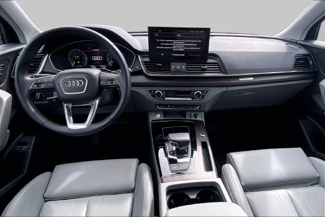 Used 2023 Audi Q5 e Premium w/ Convenience Package AWD/4WD image 15