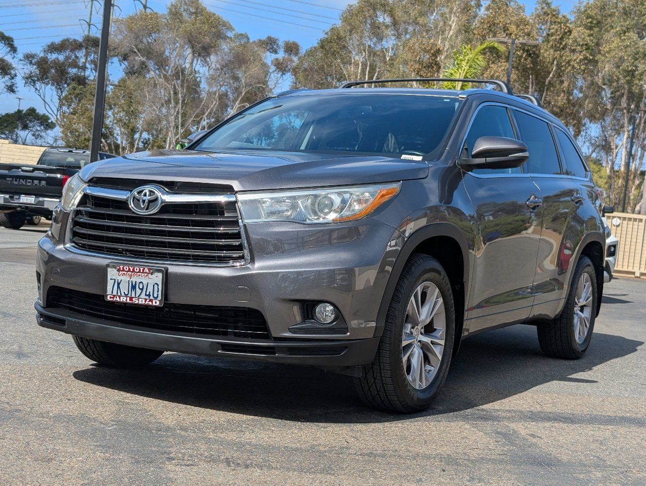 Used 2015 Toyota Highlander XLE AWD/4WD image 12