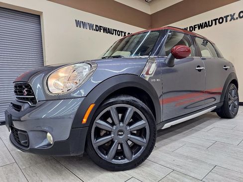 Used 2016 MINI Cooper Countryman S FWD image 1