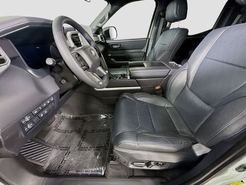 Certified 2025 Toyota Tundra Platinum image 20
