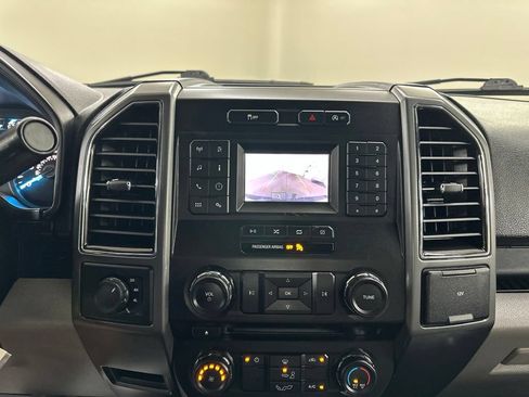 Used 2018 Ford F150 XLT AWD/4WD image 46