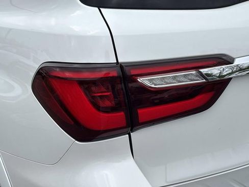 Used 2019 INFINITI QX80 Luxe w/ 22" Wheel Package image 12