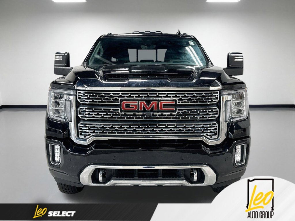 Used 2023 GMC Sierra 3500 Denali w/ Denali Ultimate Package AWD/4WD image 2