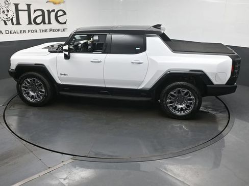 Used 2025 GMC Hummer EV 3X AWD/4WD image 40