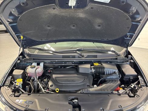 Used 2023 Chrysler Pacifica Touring-L FWD image 63