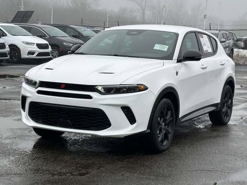 Certified 2024 Dodge Hornet R/T w/ R/T Blacktop Package AWD/4WD image 7