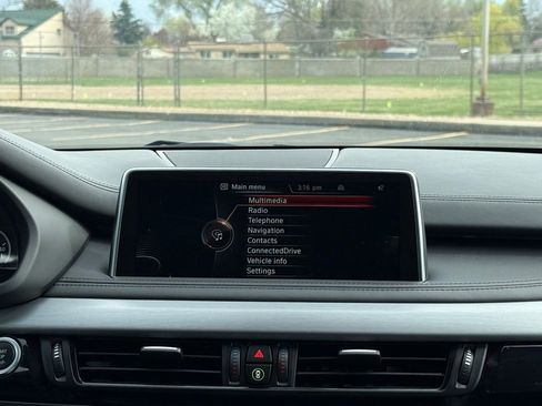 Used 2015 BMW X5 xDrive50i image 15