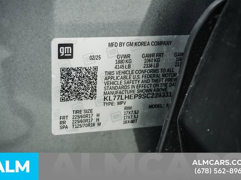 Used 2025 Chevrolet Trax LT w/ LT Convenience Package FWD image 64