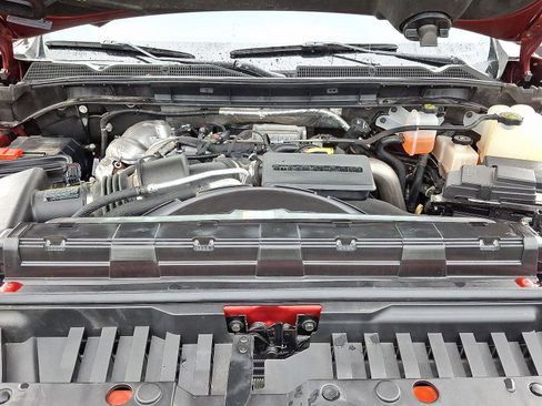 Used 2022 GMC Sierra 2500 SLT w/ SLT Premium Package image 28