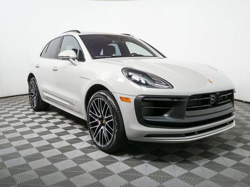 New 2026 Porsche Macan GTS image 28