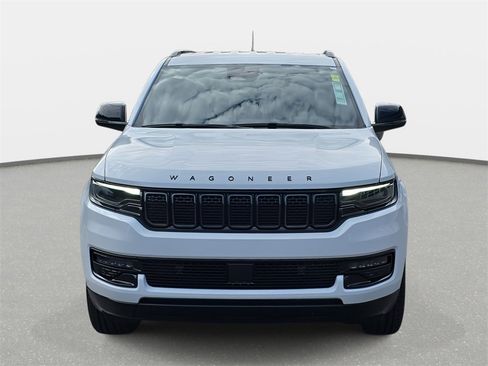 New 2025 Jeep Wagoneer L Series II image 2