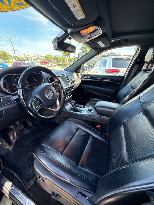 Used 2021 Jeep Grand Cherokee Overland AWD/4WD image 8