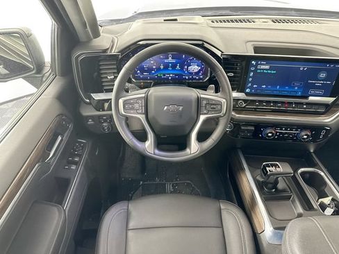 Used 2024 Chevrolet Silverado 1500 RST w/ Convenience Package II AWD/4WD image 11