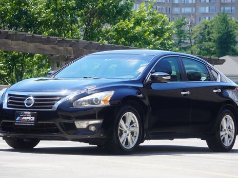 Used 2013 Nissan Altima 2.5 SL FWD image 4