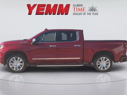 Used 2024 Chevrolet Silverado 1500 High Country AWD/4WD image 9