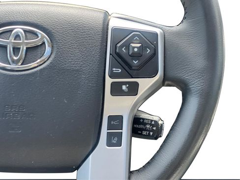 Used 2018 Toyota Tundra Limited w/ Limited Premium Package AWD/4WD image 19