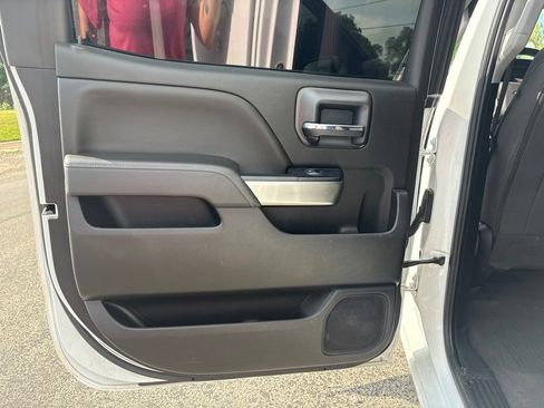 Used 2019 Chevrolet Silverado 2500 LT AWD/4WD image 22