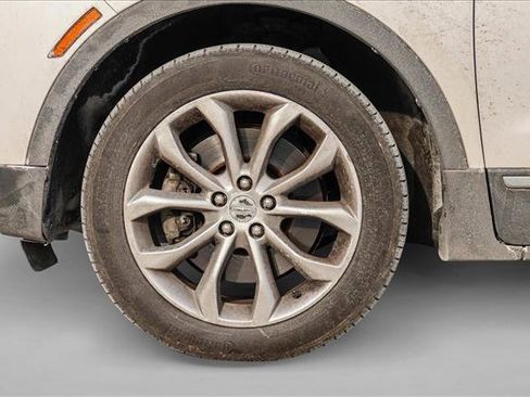 Used 2019 Lincoln MKC Select image 9