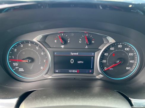 Certified 2023 Chevrolet Traverse LT FWD image 17