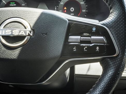 Used 2024 Nissan Ariya AWD image 27