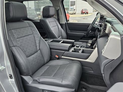 Used 2024 Toyota Tundra Limited image 16
