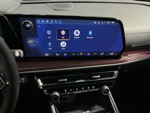 New 2026 Chevrolet Traverse Z71 w/ Enhanced Driving Package image 26