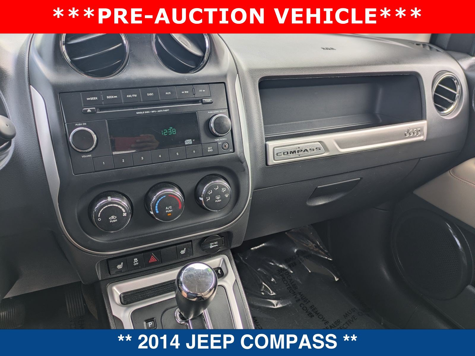 Used 2014 Jeep Compass Latitude FWD image 29