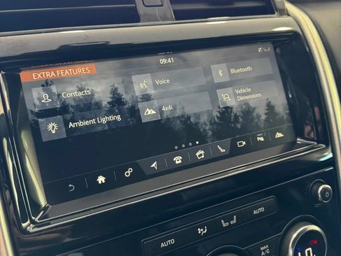Used 2018 Land Rover Discovery HSE Luxury AWD/4WD image 42