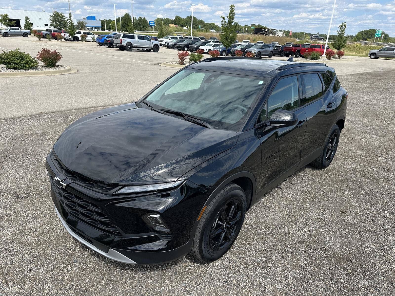 Certified 2023 Chevrolet Blazer LT w/ Convenience Package AWD/4WD image 11