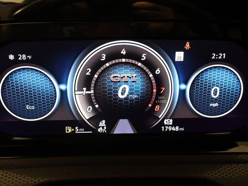 Used 2024 Volkswagen GTI SE image 45