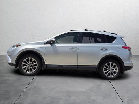 Used 2016 Toyota RAV4 Limited AWD/4WD image 2