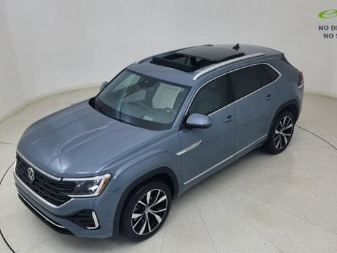 Used 2026 Volkswagen Atlas Cross Sport SEL Premium R-Line AWD/4WD image 83