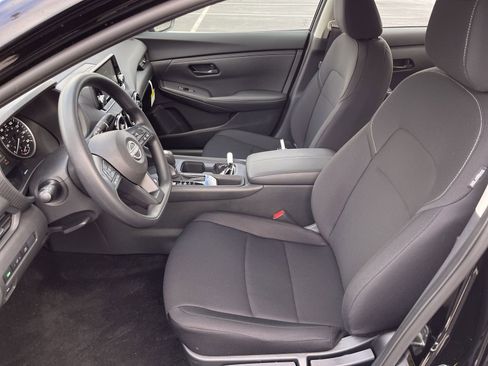 Used 2024 Nissan Sentra S FWD image 18
