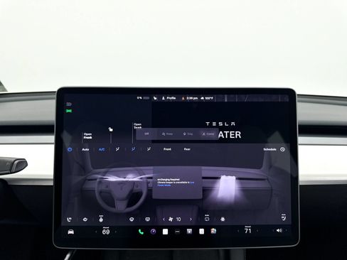 Used 2023 Tesla Model Y Long Range AWD/4WD image 24