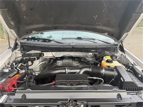 Used 2014 Ford F150 XLT w/ Equipment Group 302A Luxury image 14