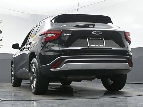 Used 2024 Chevrolet Trax LT w/ Driver Confidence Package FWD image 55