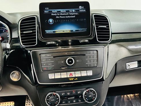 Used 2019 Mercedes-Benz GLE 400 4MATIC image 13