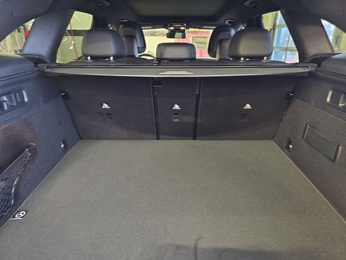 New 2026 Mercedes-Benz GLC 300 image 13