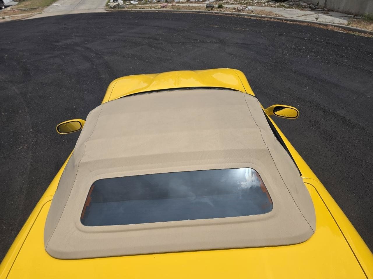 Used 2002 Chevrolet Corvette Convertible w/ Preferred Equipment Group2 RWD image 7