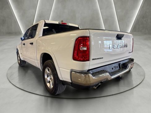 Used 2025 RAM 1500 Big Horn AWD/4WD image 5