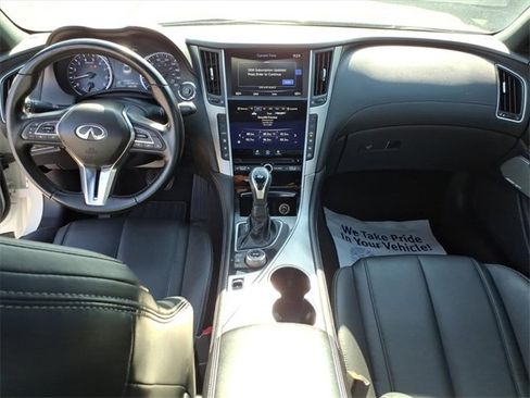 Used 2017 INFINITI Q60 w/ Premium Package image 12