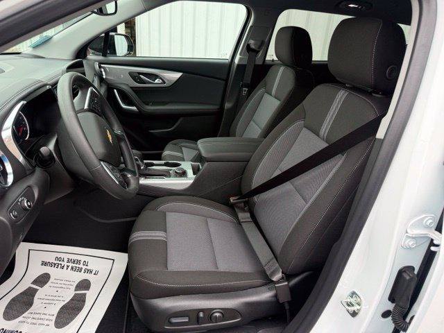 New 2026 Chevrolet Blazer LT w/ Convenience Package FWD image 9