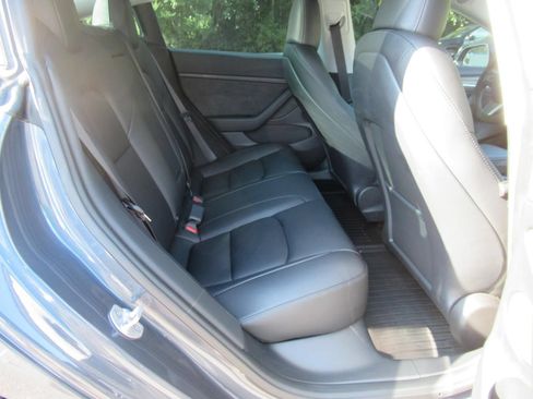Used 2023 Tesla Model 3 Standard Range RWD image 17