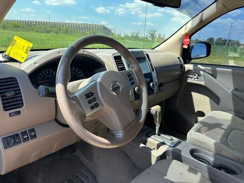 Used 2019 Nissan Frontier SV w/ Value Truck Package AWD/4WD image 18