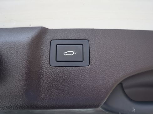 Used 2019 Hyundai Santa Fe XL FWD image 36