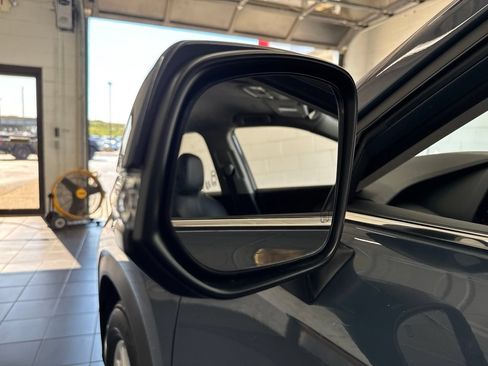 Certified 2025 Toyota Grand Highlander AWD image 14