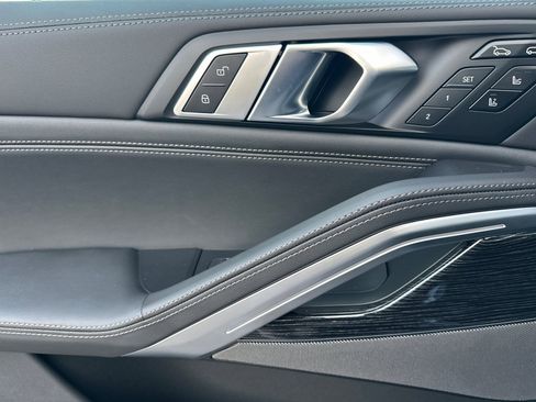 New 2026 BMW X6 xDrive40i image 8