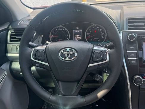 Used 2015 Toyota Camry XSE w/ Moonroof Package FWD image 18