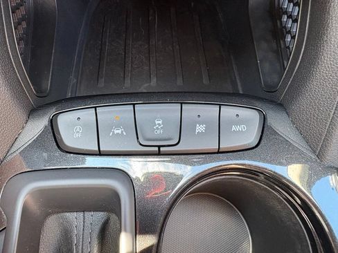 Used 2025 Chevrolet TrailBlazer LS w/ LS Convenience Package AWD/4WD image 4